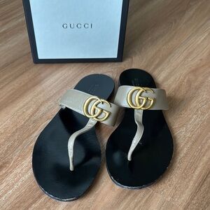 Authentic Gucci Thong Sandals Size 38